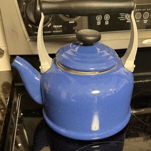 Blue le cruset Enamel Teapot